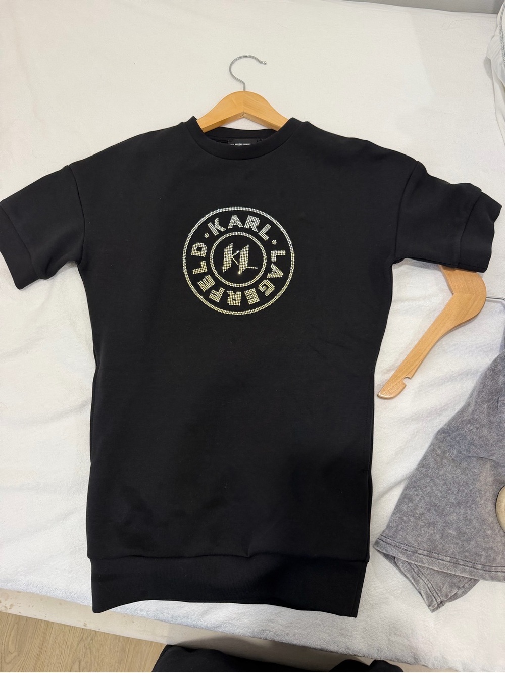 Karl Lagerfeld Black Short-Sleeve Logo Sweatshirt girls dress